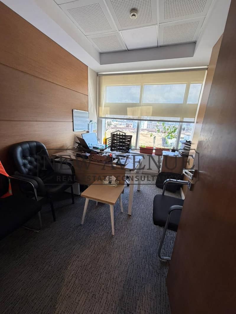 ADMNISTRATION OFFICE FOR SALE 1000 SQ M DELIVERED 3 YEARS DP 10% OVER 10 YEARS NASR ROAD NEW CAIRO - Mehr