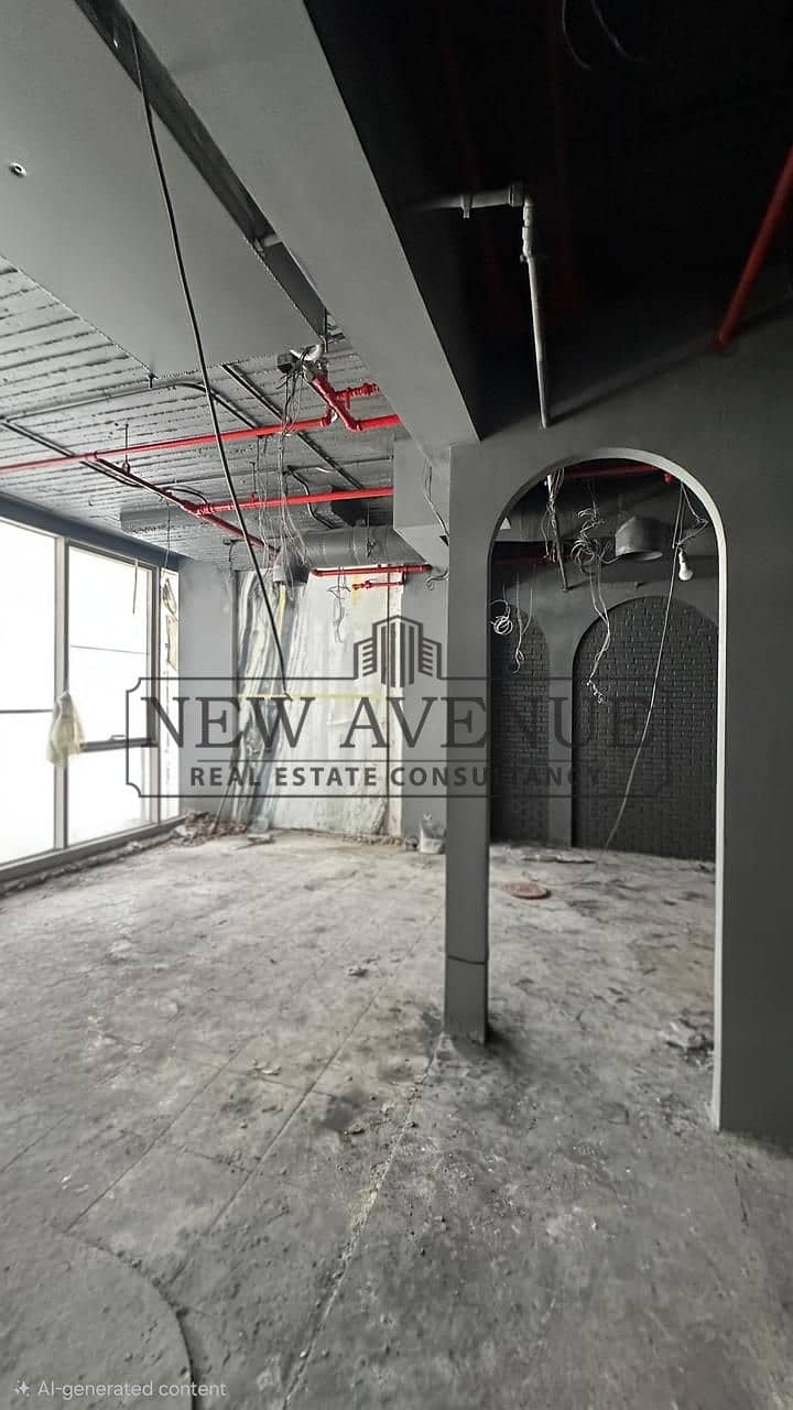 Office 5A Waterway Fully Finished Plaza View For Sale New Cairo - Ansicht 2