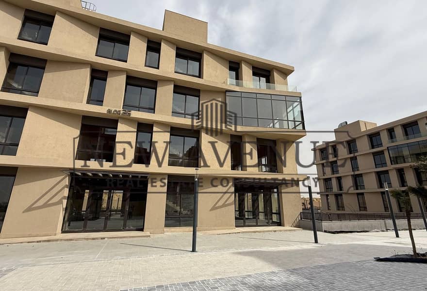 With Installments Office 664 Sqm in District 5 For Sale New Cairo - Ansicht 6