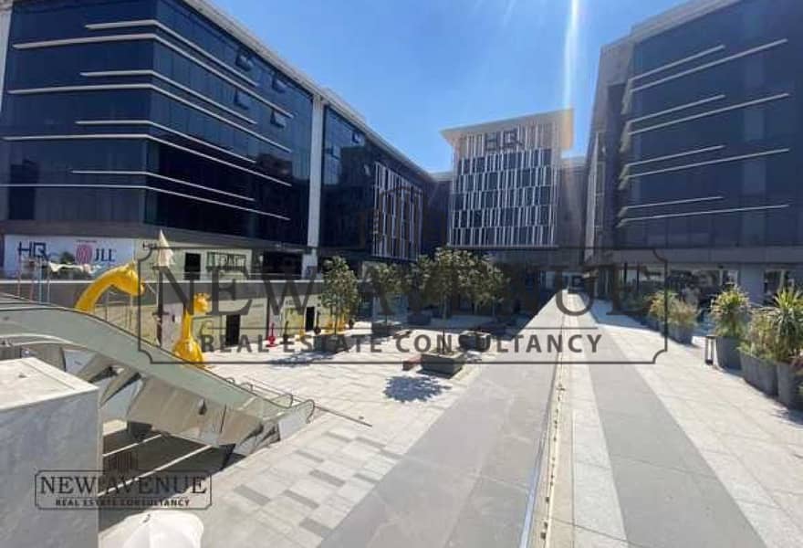 Office Direct on North Teseen Fully Finished For Sale in Head Quarters New Cairo - Ansicht 4