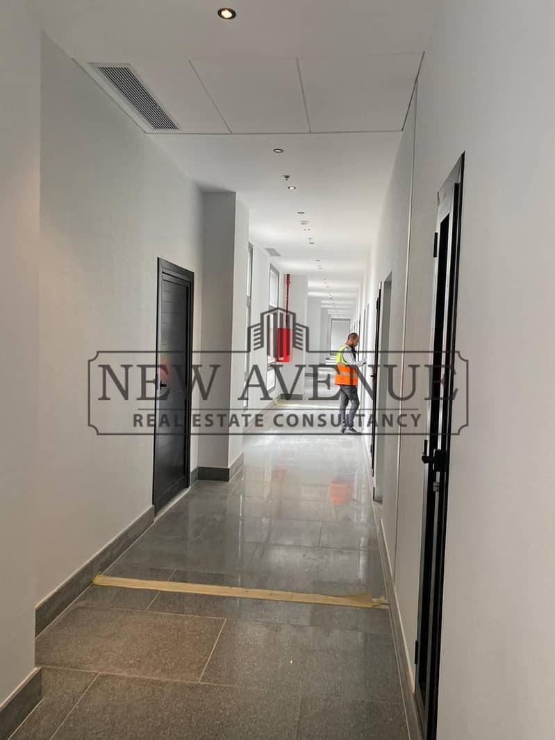 Office For Rent Fully Finished at Waterway the Hub New Cairo - Widok 5