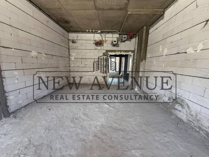 Office in Shorouk City For Rent High Traffic in Al Burouj Compound - Ansicht 2