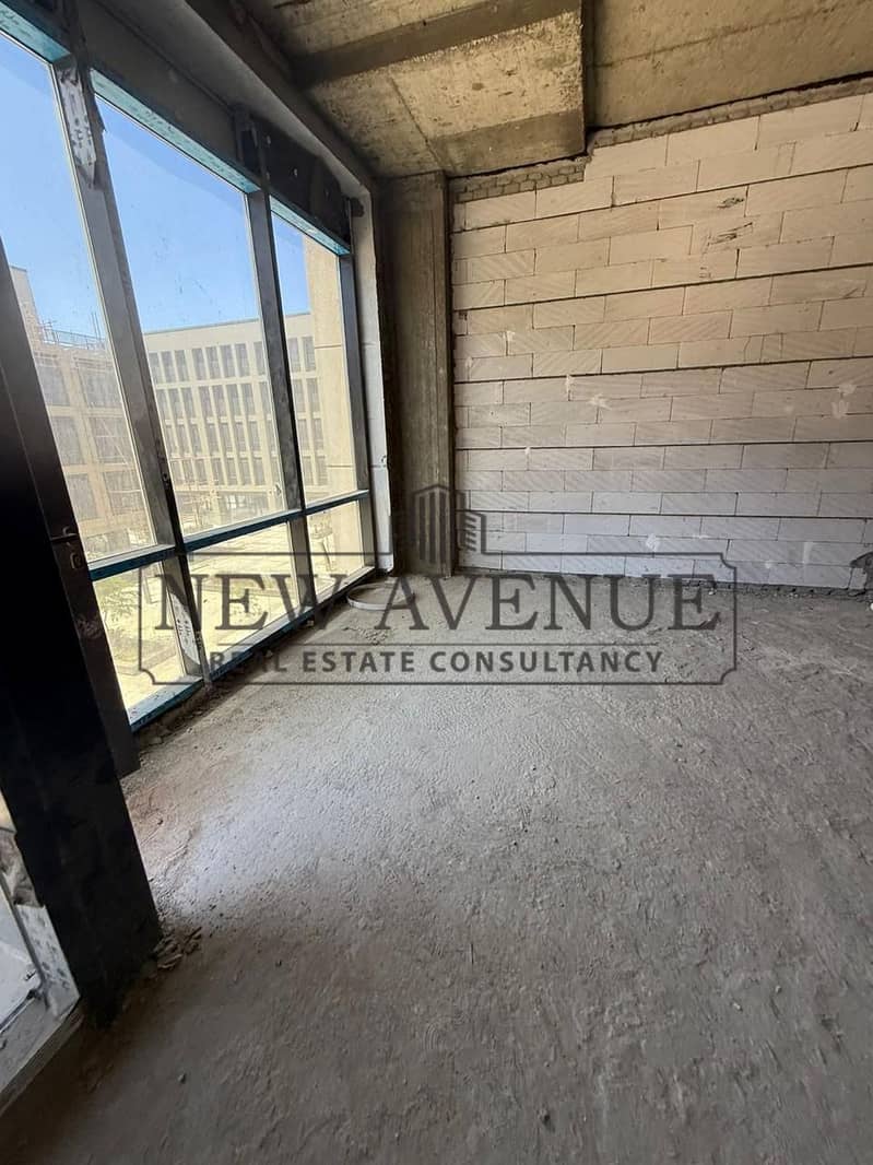 Office in Shorouk City For Rent High Traffic in Al Burouj Compound - Ansicht 3