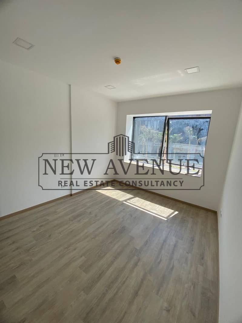 Office 57 Sqm at Lake View For Rent Fully Finished with ACS - Widok 3