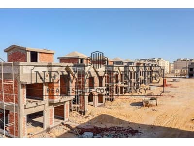 4 Bedroom Villa for Sale in New Cairo, Cairo - IMG-20251108-WA0024. jpg