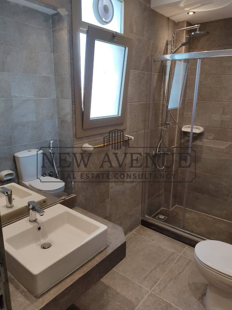 10 12. jpg