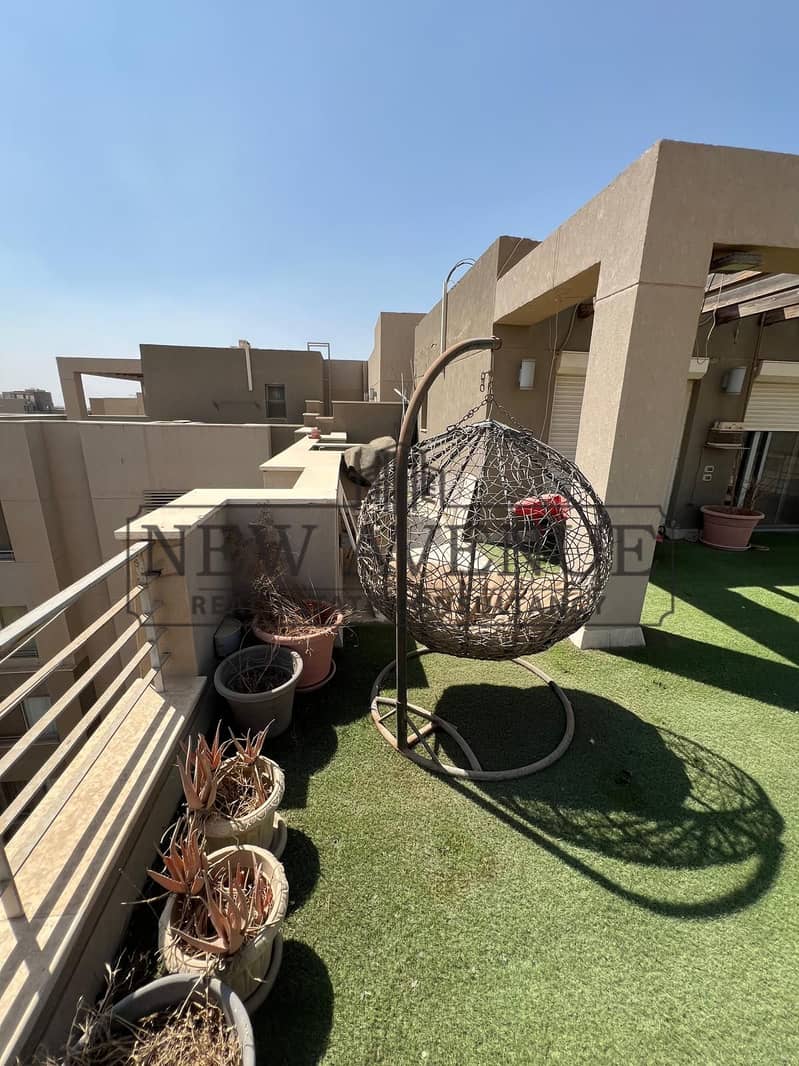 penthouse fully finished with acs ready to move prime location in village gate palm hills - Ansicht 6