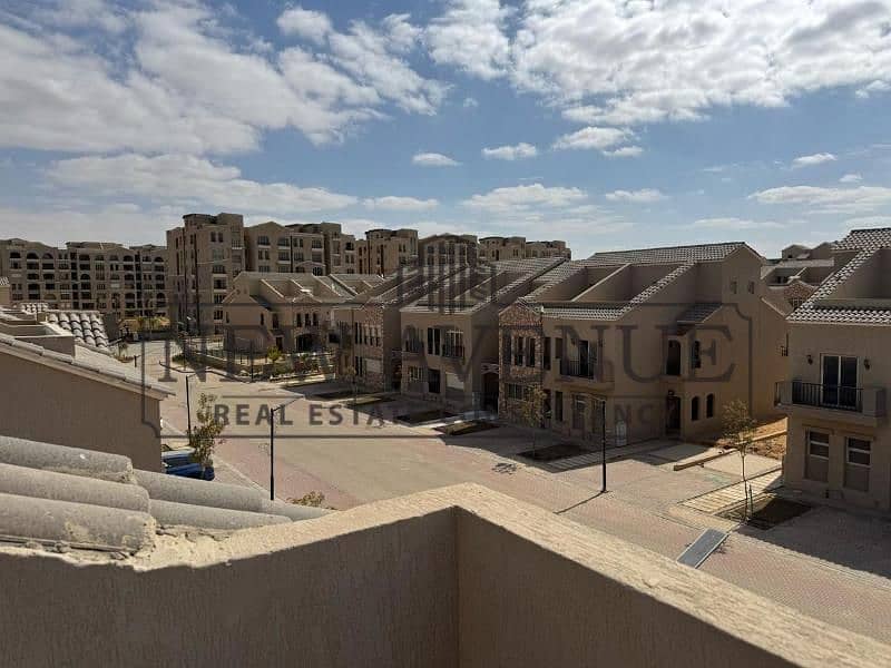 Town house middle Prime location Green square – pohled 5