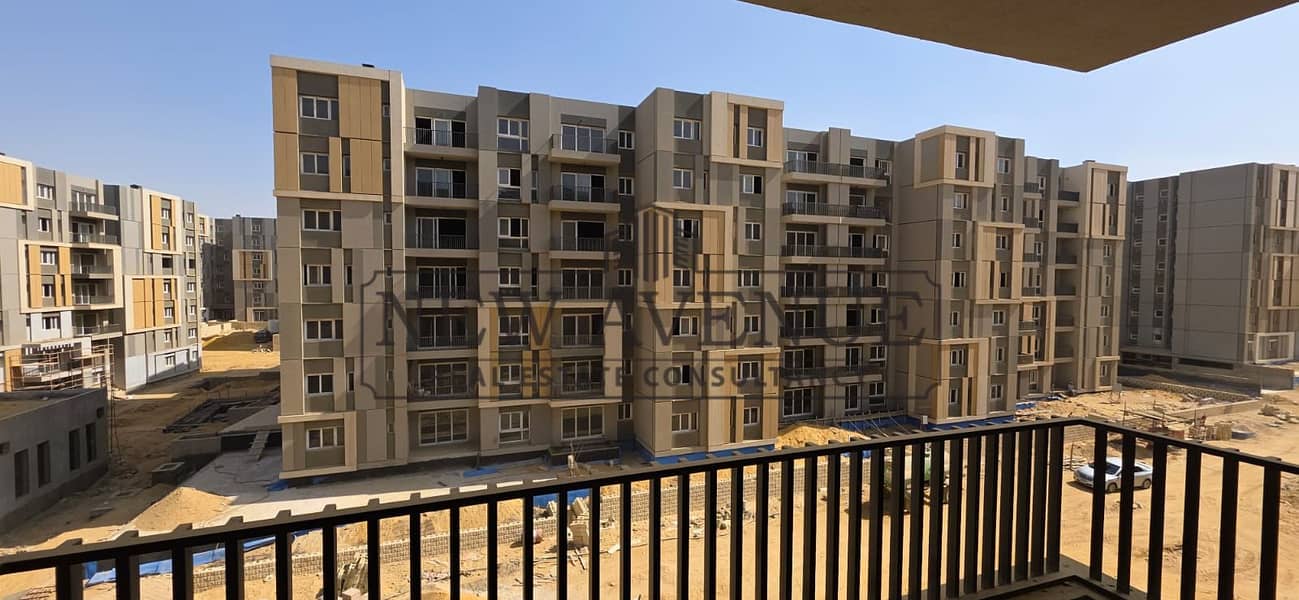 Double view - Ready to move - Very prime location - Typical floor - negotiable price - direct on mid ring road - ready to live - maintenance paid - Więcej