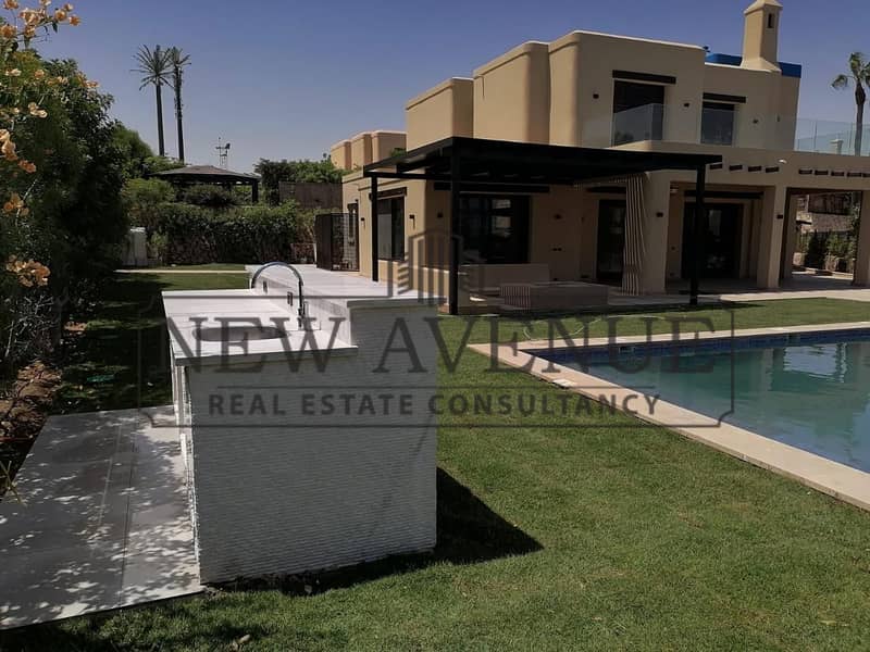 prime location 5th row with private pool and cabin on lagoon ready to move fully finished standalone for sale in hacienda red - north coast - Widok 3