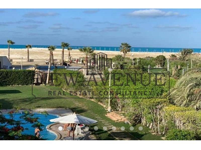 prime location 1st row villa with private pool - open sea view -super lux finishing with furnished and All appliances-furniture are imported-for sale - Ansicht 3