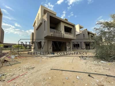 فیلا 5 غرف نوم للبيع في 6 أكتوبر، الجيزة - WhatsApp Image 2025-10-23 at 5.08. 49 PM (2). jpg