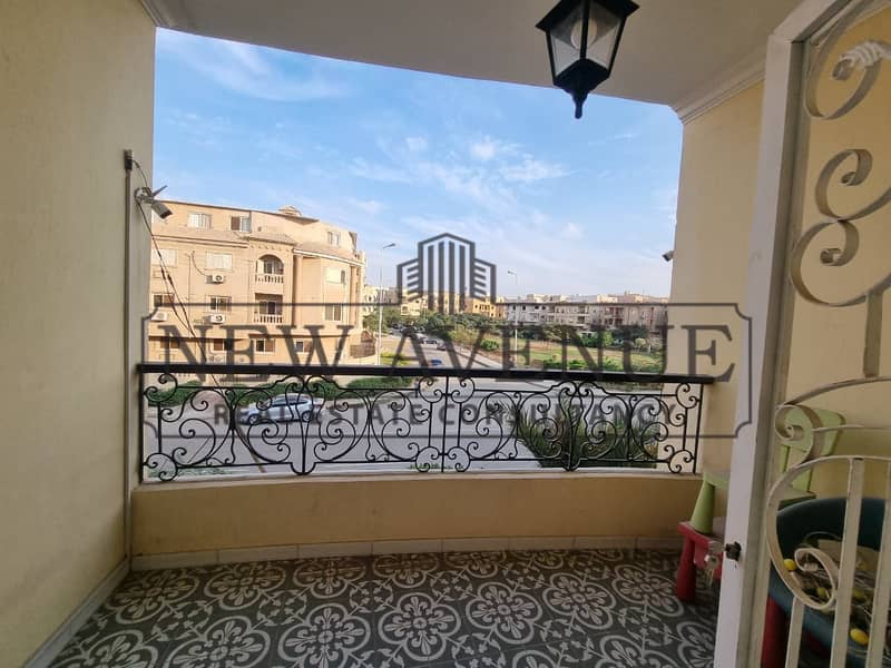 Ready to move - luxurious finishing - View wide garden - prime location apartment for sale in Banafseg 12 - Więcej