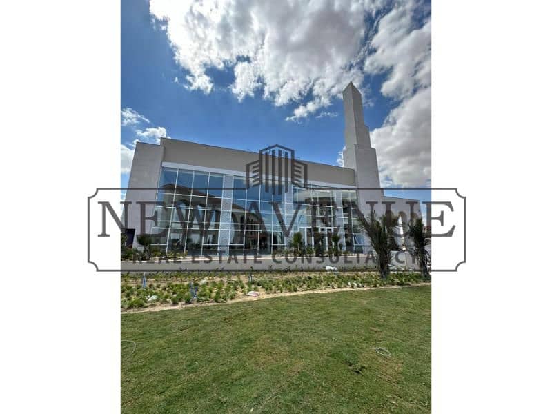 Down payment with installments over 3 years Ready to move super lux finishing with Ac's apartment for sale in Village West Dora - Bild 5