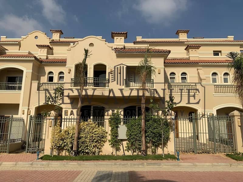 READY TO MOVE - PRIME LOCATION - BAHARY - TOWN HOUSE FOR SALE IN COMPOUND PATIO 5 EAST - LA VISTA - AL SHROUK - Ansicht 3