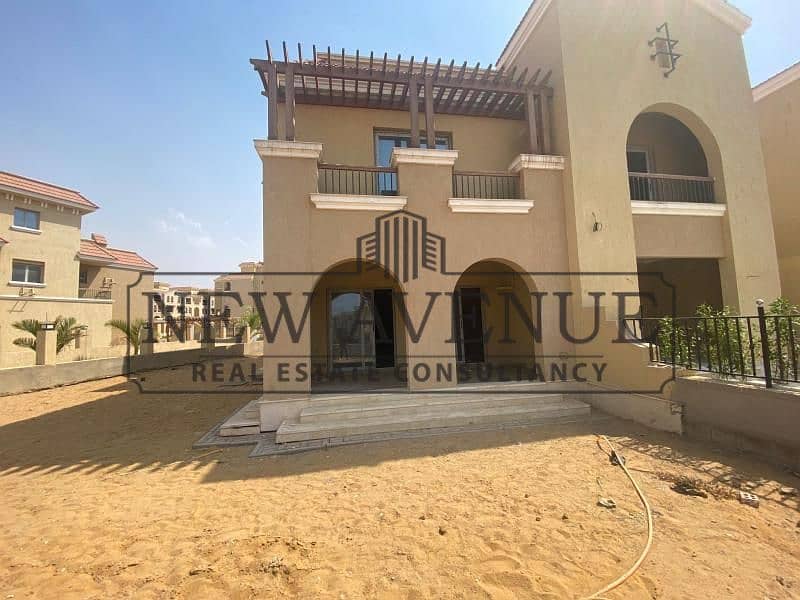 Ready to Move Town 7 Years Installments | Maadi View – El Shorouk Prime Location Directly on Suez Road - Ansicht 3