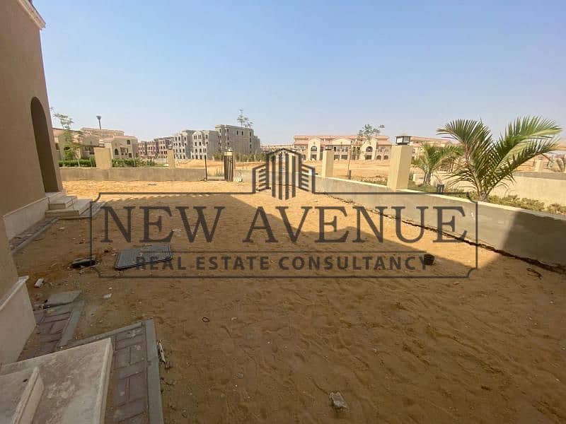 Ready to Move Town 7 Years Installments | Maadi View – El Shorouk Prime Location Directly on Suez Road - Ansicht 4
