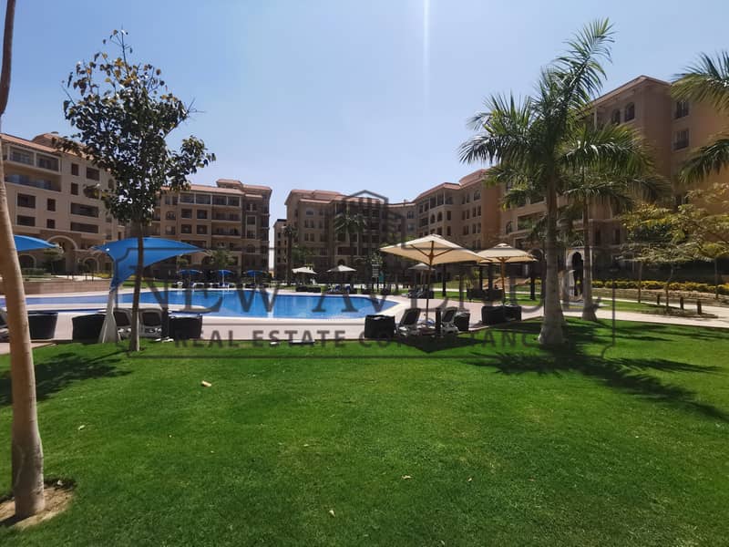 Corner fully finished apartment with garden sale at 90 Avenue New Cairo - Widok 5