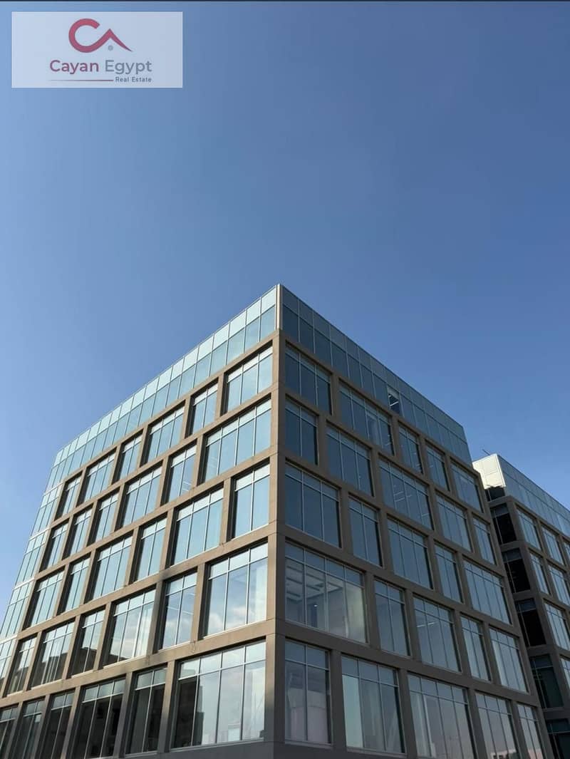 Own your administrative office next to Madinaty and the New Capital entrance on Al-Amal Axis, with exclusive discounts on both installment and cash – pohled 2