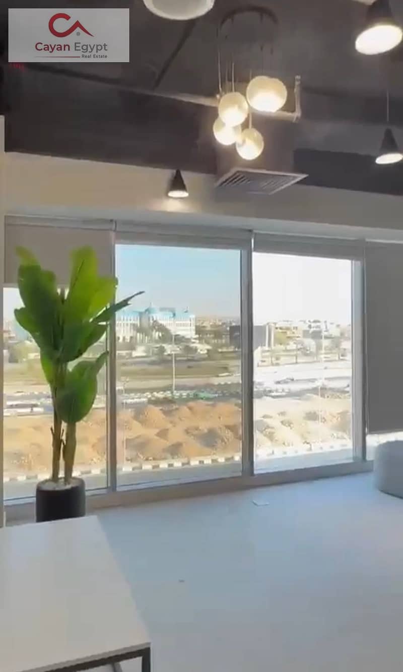 Own your administrative office next to Madinaty and the New Capital entrance on Al-Amal Axis, with exclusive discounts on both installment and cash – pohled 4