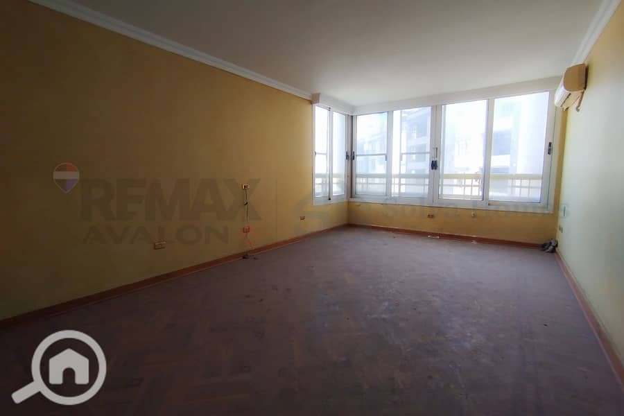 Premium Seafront Apartment for Sale in Zizinia – Direct Sea View | Brand-New Building - Mehr