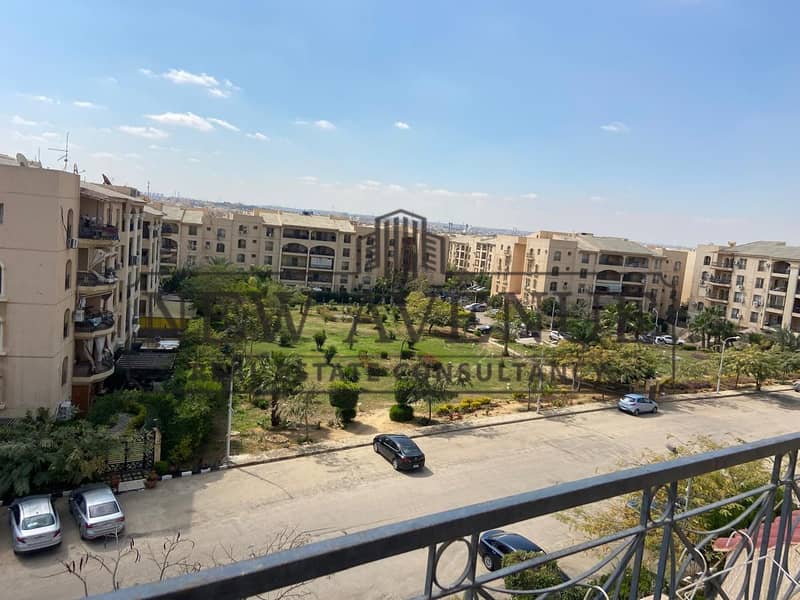Delivered Fully finished Apartment 3 Bedrooms 2 Bathrooms Overlooking landscape in Panorama El Shorouk - Ansicht 2