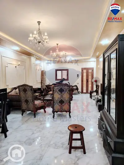 Distinctive apartment for sale in Mansoura, side view facade