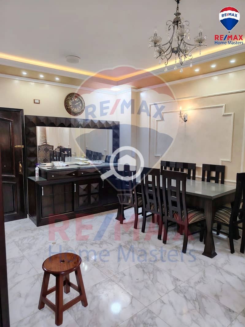 Distinctive apartment for sale in Mansoura, side view - View 4