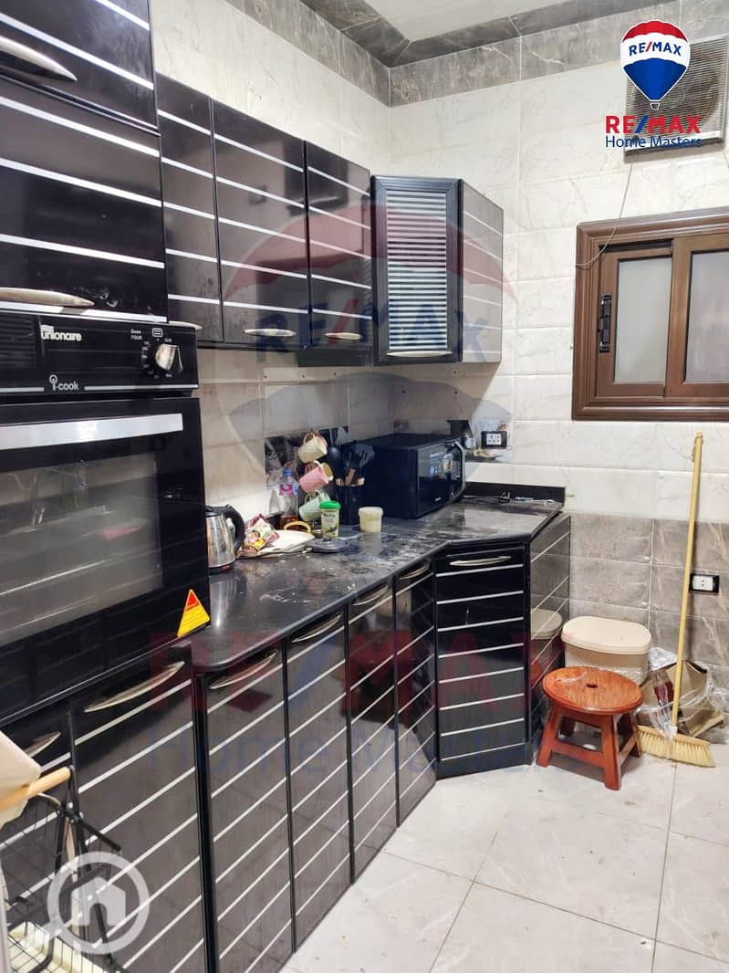 Distinctive apartment for sale in Mansoura, side view - More