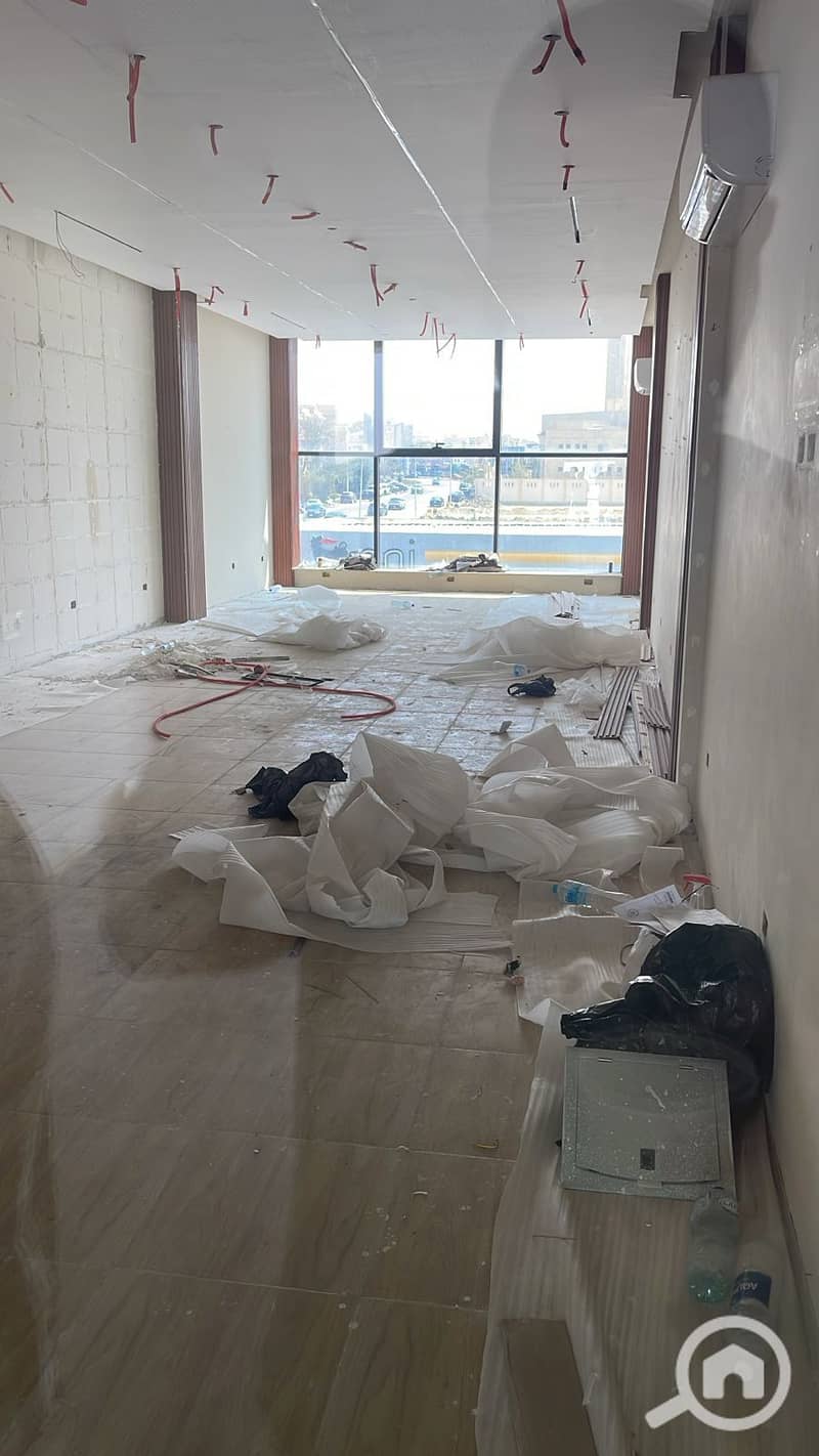 Shop for rent in a prime location near ENI gas station, First Settlement. - Ansicht 2