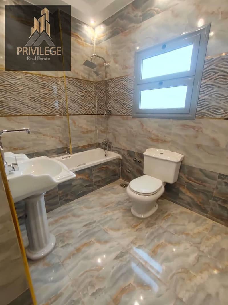 Apartment for sale on Mecca Street in Maadi, 150 meters, super deluxe finishing - Więcej