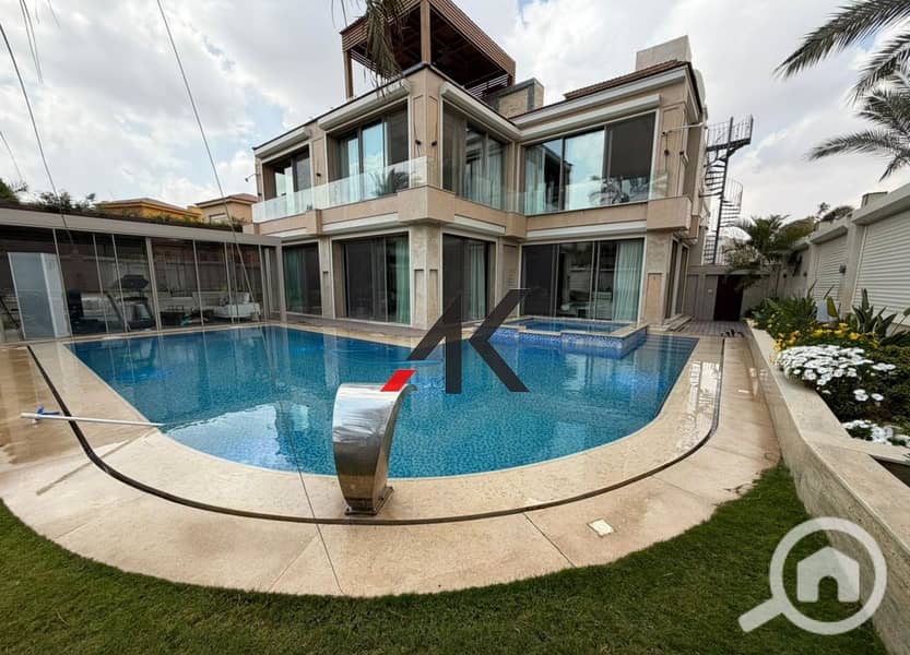 Luxury Finished Stand Alone with pool For Sale in Gardenia Springs - New Cairo - Vista 2