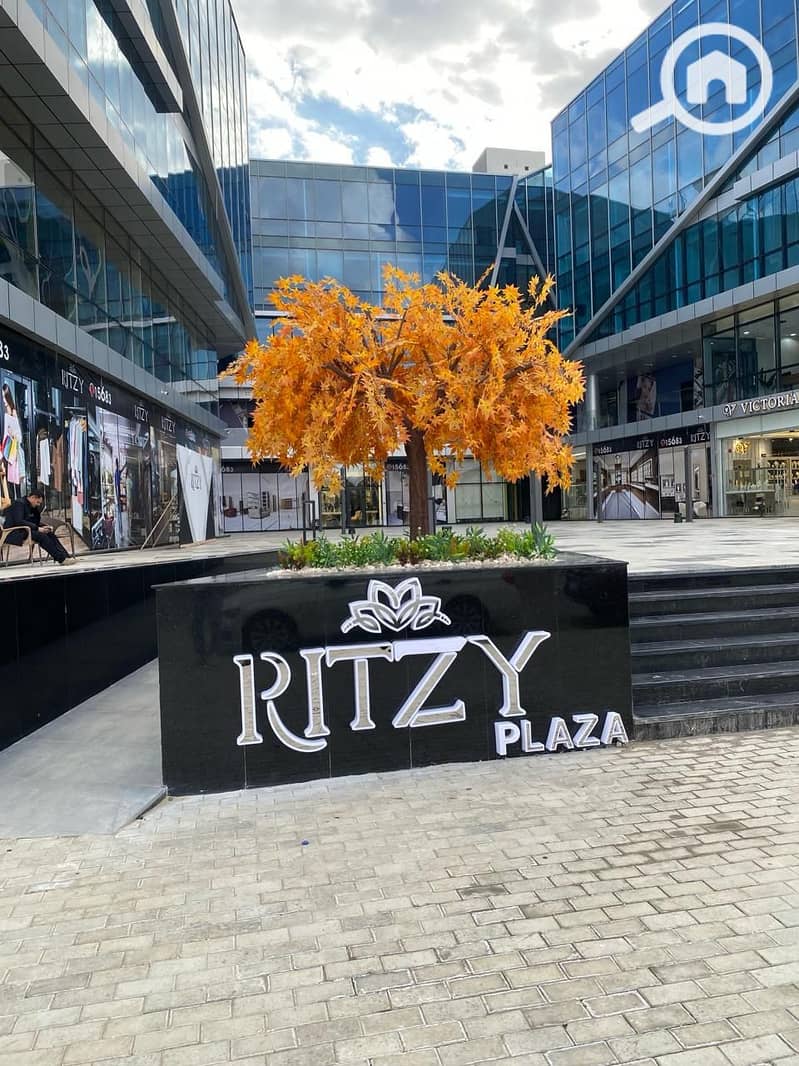 A fully finished and rented shop with annual returns in Ritzy Mall, Sheikh Zayed City, first floor, at a very special price. – pohled 2