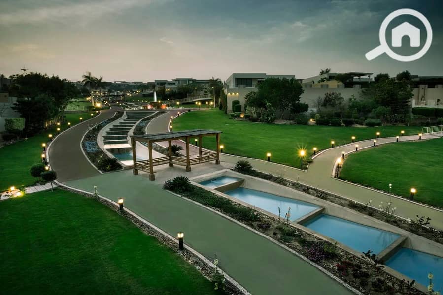 Own Villa Ready To Move in Pyramids Hills New Giza - Görünüm 4
