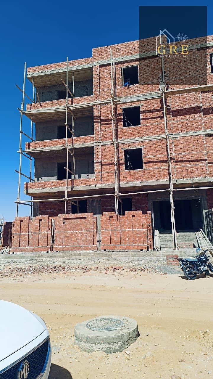 Golden opportunity – 265m apartment in Al-Bayt Al-Watan Complementary, wall to wall with Sodic and in front of Mountain View, steps from the central area, near delivery and exceptional payment systems. - Mehr