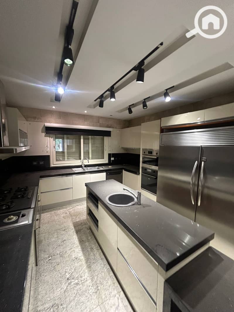 Semi-furnished villa for rent in Katameya Residence Compound - Mehr