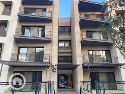 2 Bedroom Flat for Sale in Sheikh Zayed, Giza - photo_5_2026-04-14_12-24-52. jpg