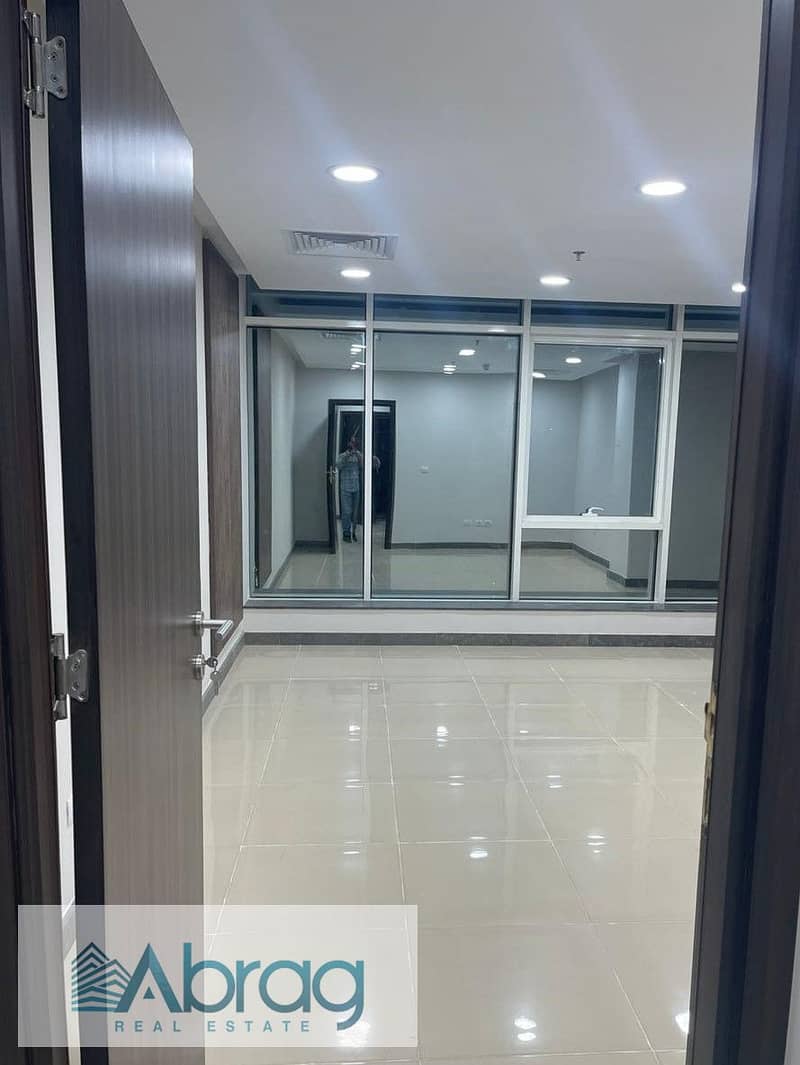 Office space for rent: 80 sq m fully finished administrative office in Trivium Mall, Sheikh Zayed. - Widok 2