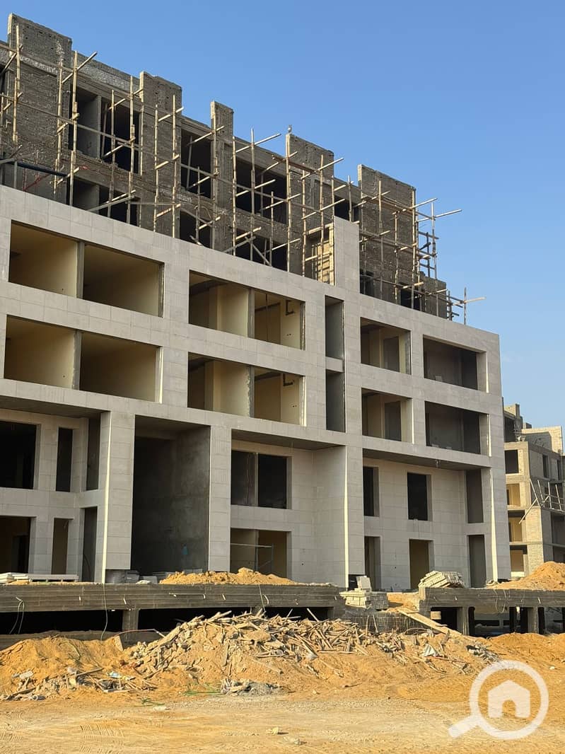 **Fully finished apartment with air conditioners for sale in a prime location in Sheikh Zayed, Al Karma Compound. ** - Widok 2