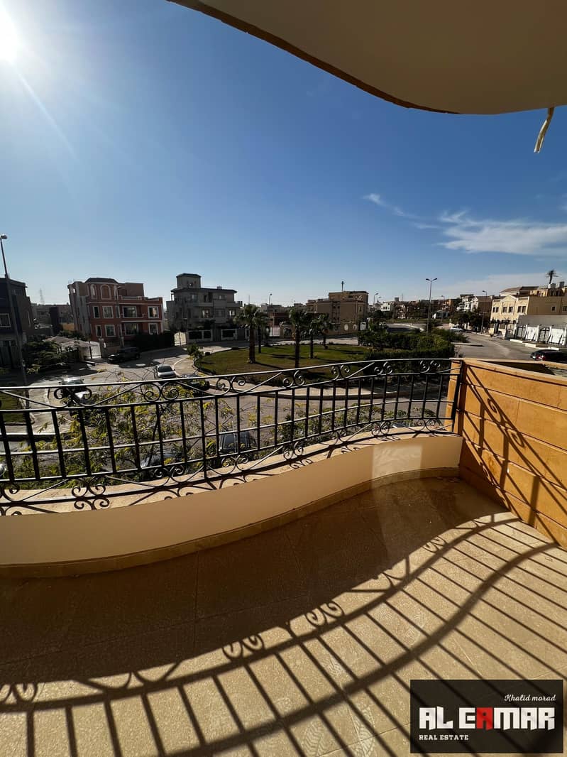 A distinctive villa for sale in the ninth district of Sheikh Zayed. - Ansicht 4