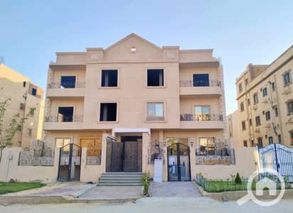 3 Bedroom Penthouse for Sale in Sheikh Zayed, Giza - dc235994-dfde-4b1c-bb56-56a5147d74e2. jpg