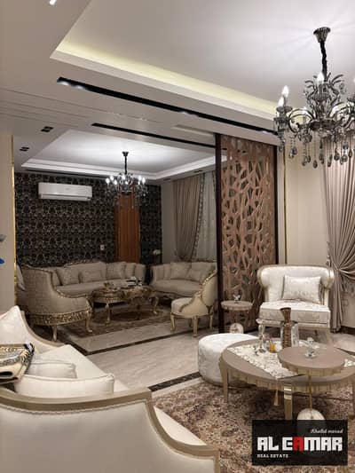 فلیٹ 4 غرف نوم للبيع في الشيخ زايد، الجيزة - 706deeb5-b31a-424b-8697-11731974db98. jpg فلیٹ 4 غرف نوم للبيع في الشيخ زايد، الجيزة - 706deeb5-b31a-424b-8697-11731974db98. jpg