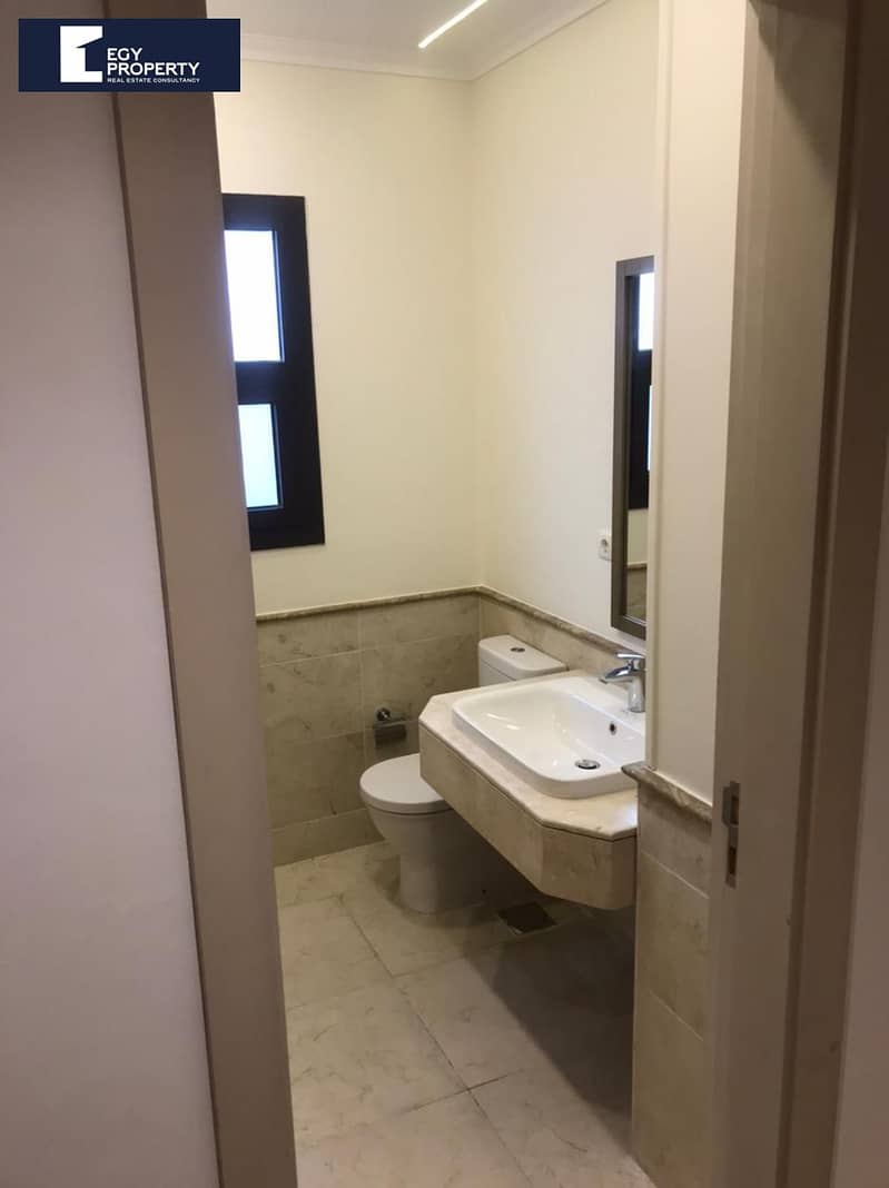 3 17913. jpg