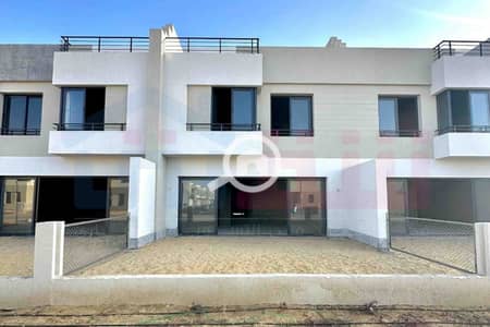 4 Bedroom Townhouse for Sale in Palm Hills, Alexandria - WhatsApp Image 2026-04-12 at 11.55. 38 AM (2). jpg