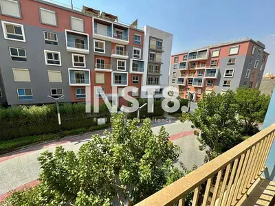 For Sale- Apartment 3Bed with High-Finishing in Amorada Open View