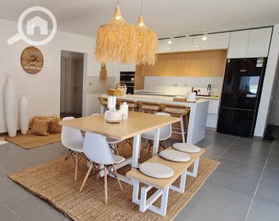 شاليه 4 غرف نوم للبيع في الساحل الشمالي، مطروح - WhatsApp Image 2026-04-15 at 2.09. 03 PM (1). jpeg