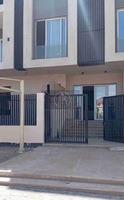 3 Bedroom Flat for Sale in Katameya, Cairo - 1000438313. jpg