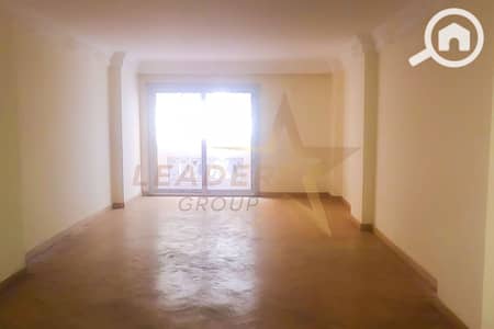 شقة 3 غرف نوم للبيع في سموحة، الإسكندرية - 1. jpg