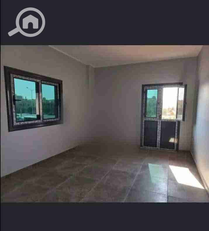 Duplex for rent, administrative or residential, in Al Yasmeen 8, on Axis Rissi directly. - Mehr
