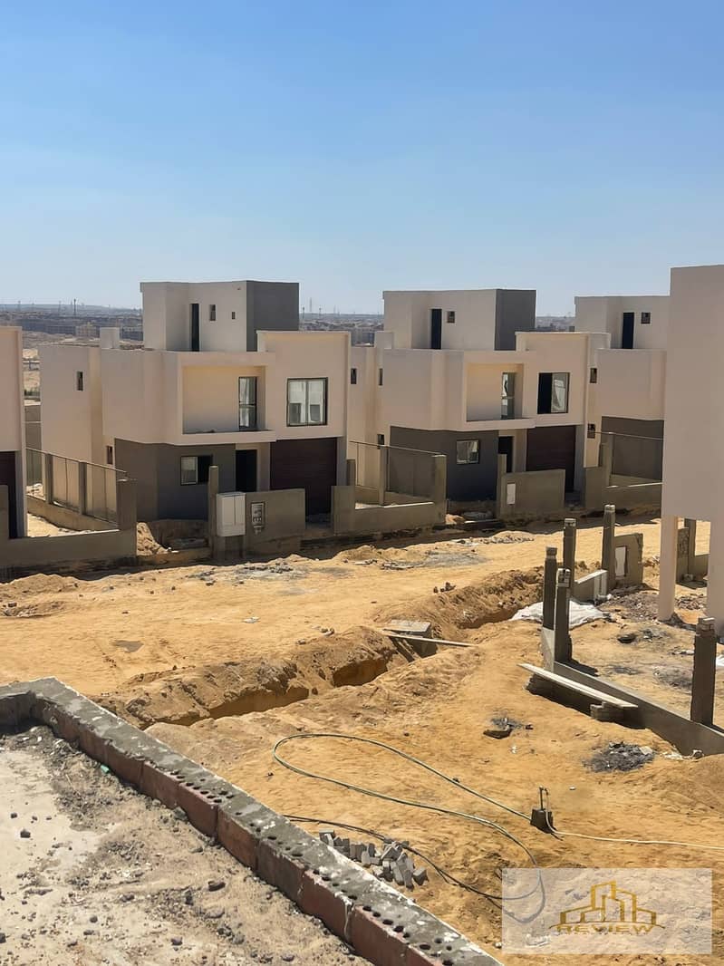 Own a standalone villa of 253 sqm in Park Valley Heights 3 With only a 10% down payment and installments over 13 years - Ansicht 6